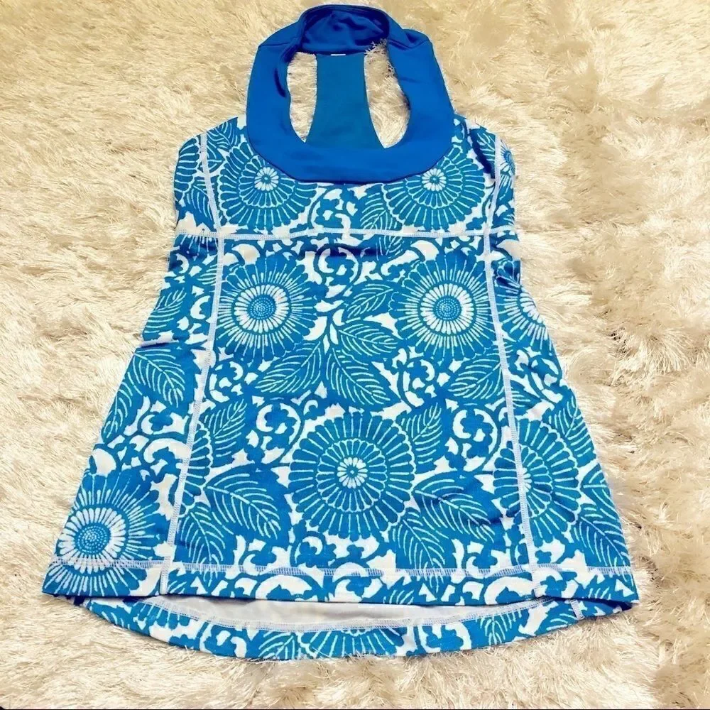 Lululemon scoop neck tank